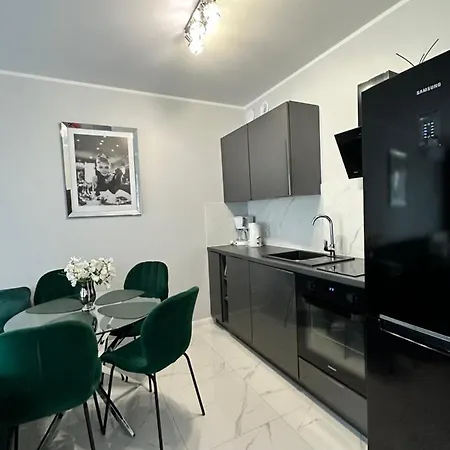 Awenturyn Sagaris Apartment *